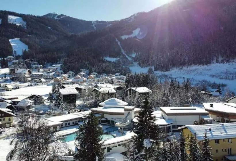 Отель Gästehaus Schusser An Der Therme