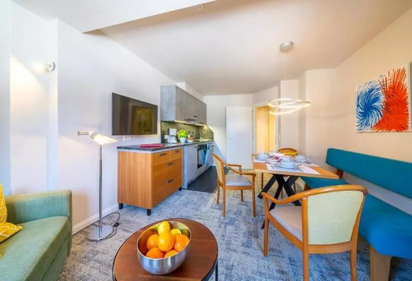 Отель Gästehaus Schusser An Der Therme