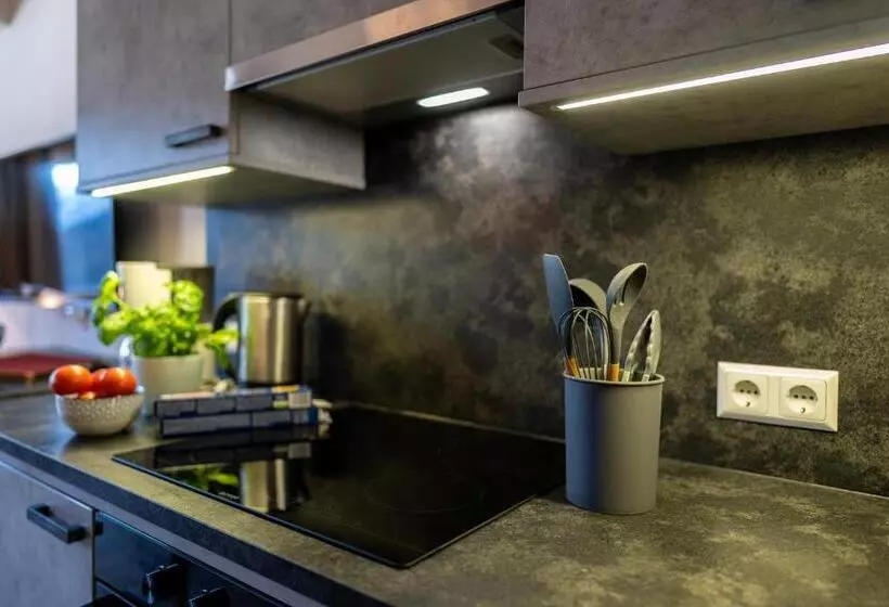 Отель Gästehaus Schusser An Der Therme