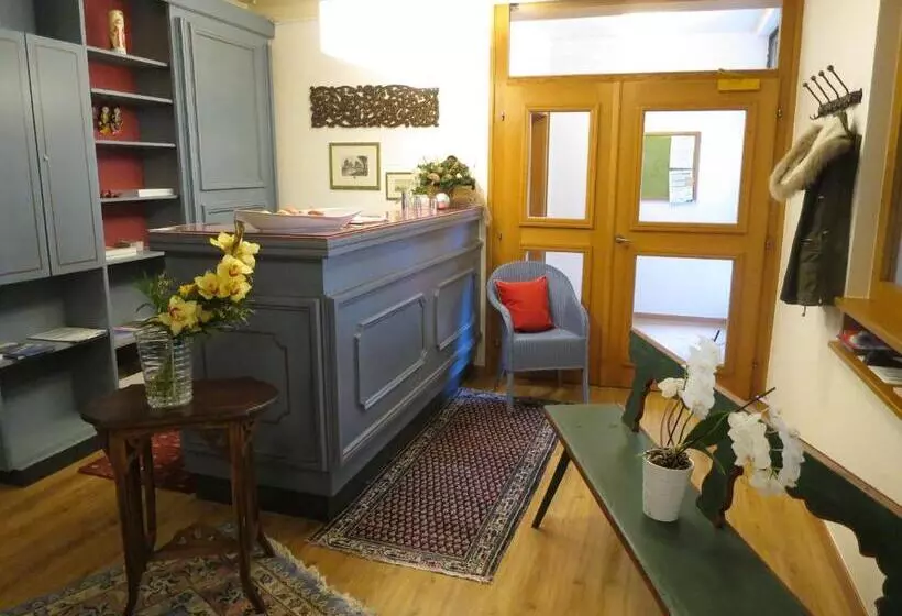 Отель Gästehaus Schusser An Der Therme