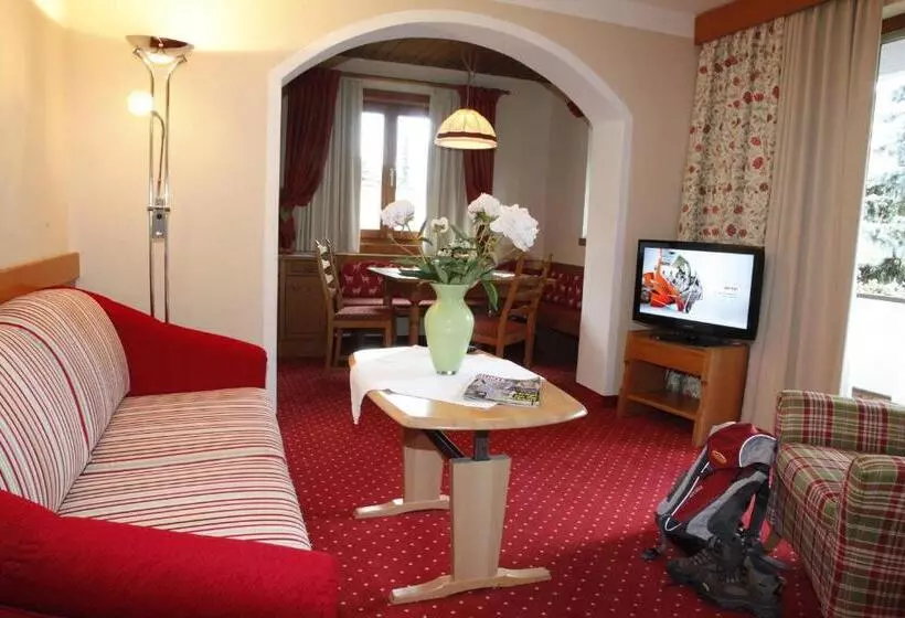 Отель Gästehaus Schusser An Der Therme