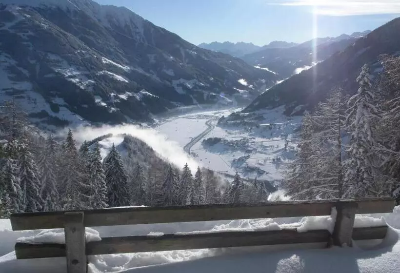 Отель Gästehaus Zedlacherhof