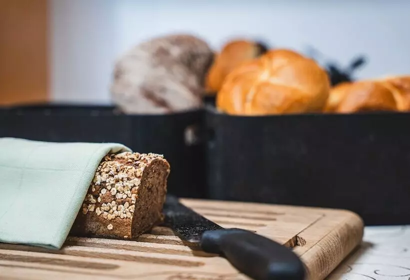 هتل Kärntnerhof Velden By S4y