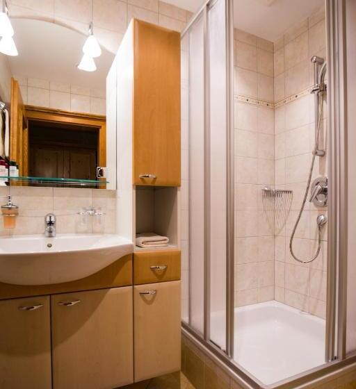 בית מלון כפרי Landgasthof Leopoldhof