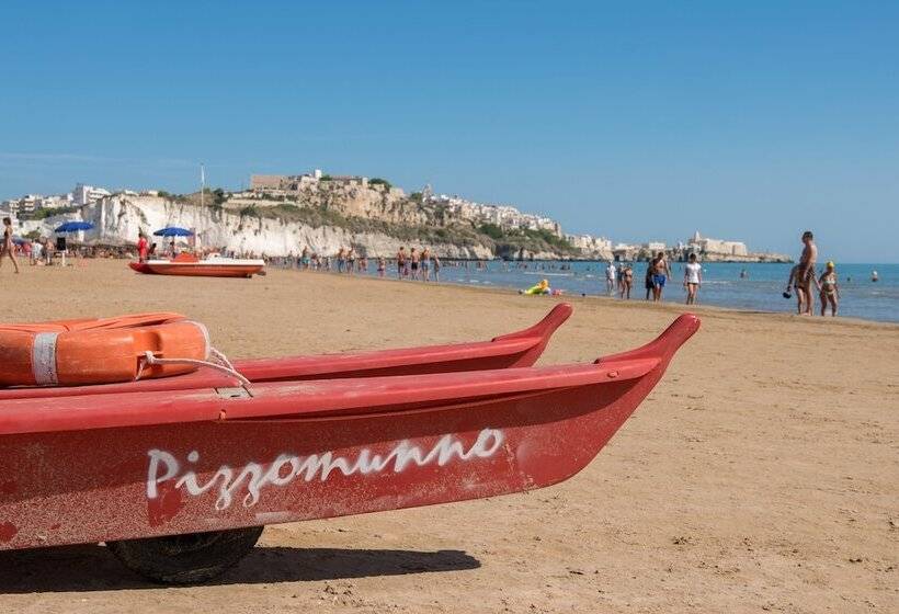 בית מלון כפרי Pizzomunno Vieste Palace