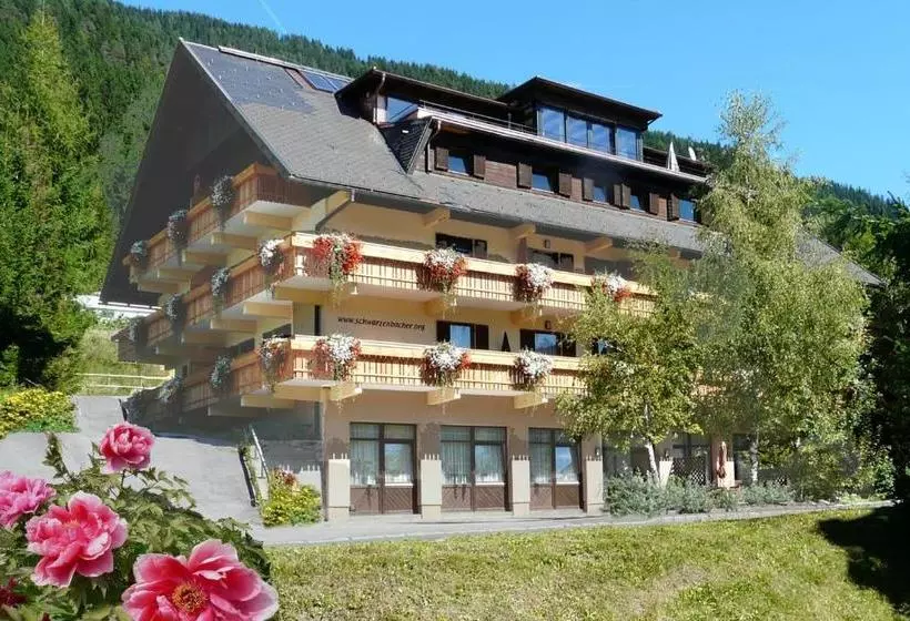 ホテル Schwarzenbacher