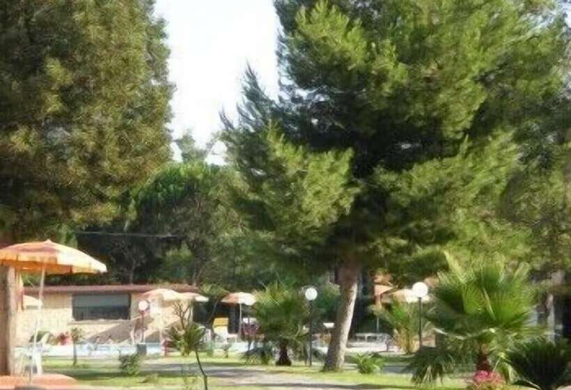 Отель Villaggio Artemide