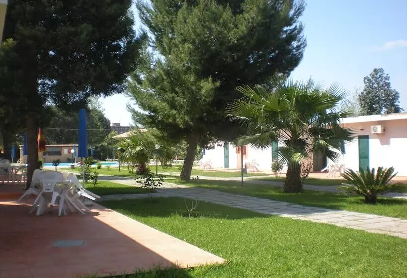 Отель Villaggio Artemide