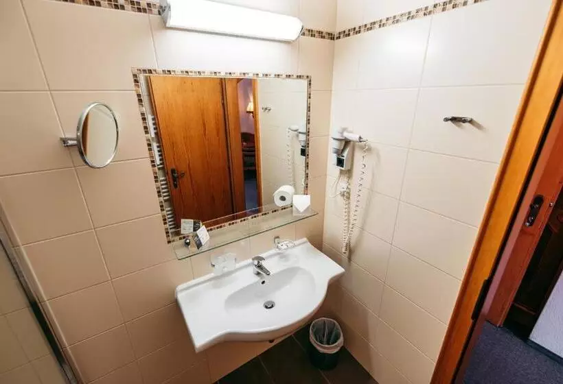 Wander Und Wellnesshotel Kanzler