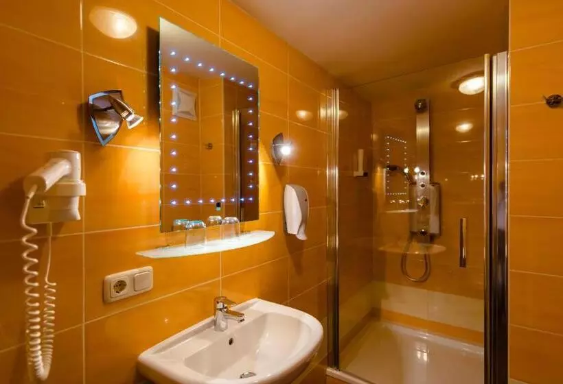 بنسيون 1a Hotel Steiner