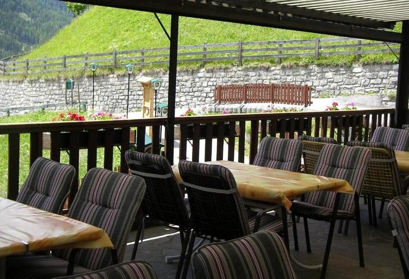 펜션 Berggasthaus Trojen