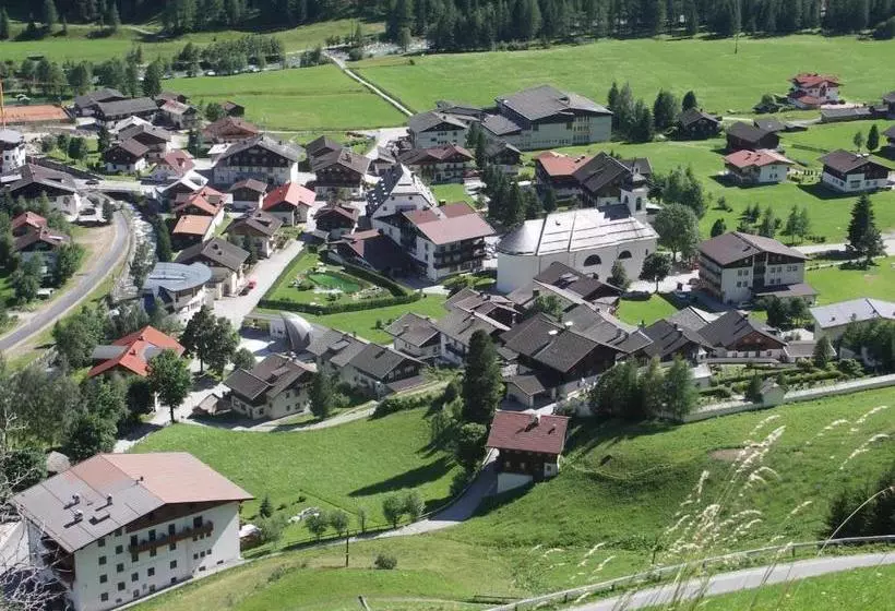 膳宿费 Berggasthaus Trojen