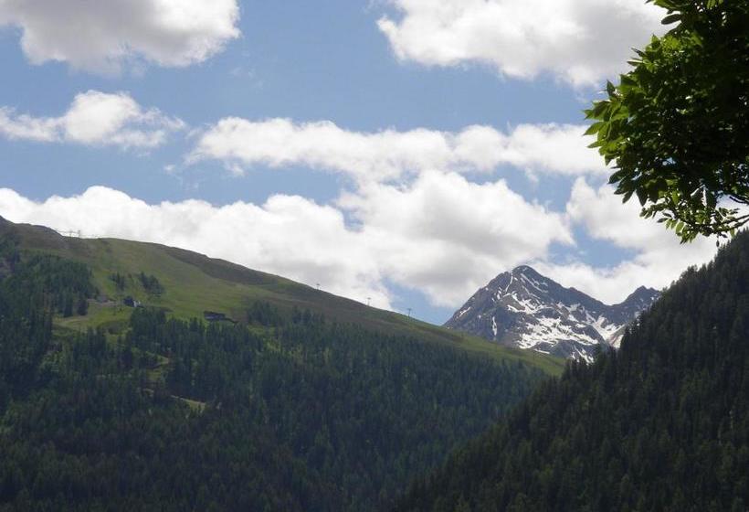 펜션 Berggasthaus Trojen