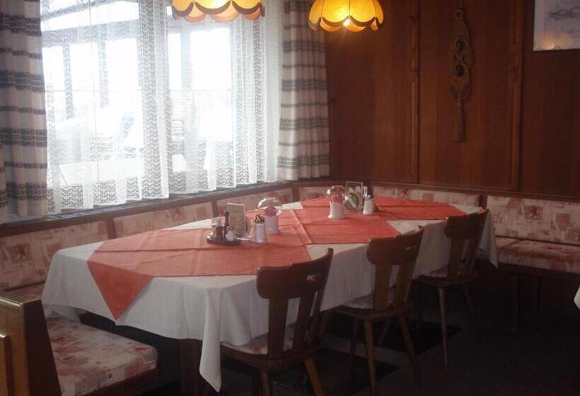 펜션 Berggasthaus Trojen