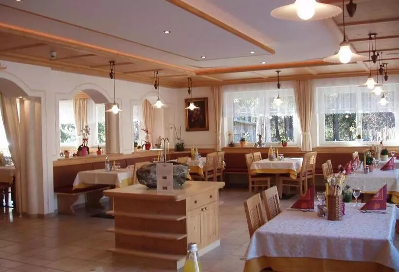 ペンション Gasthof Weiherbad