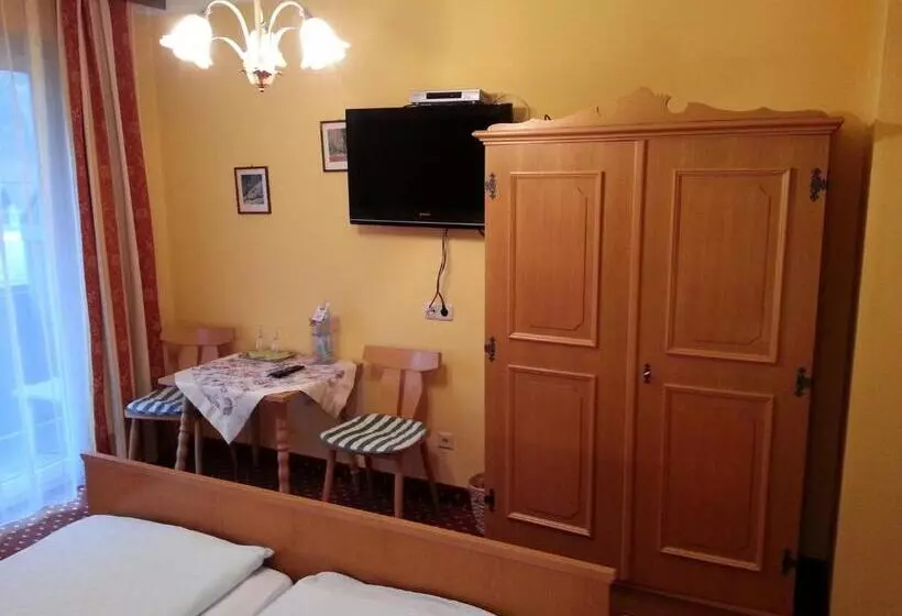 Pension Gasthof Zur Post