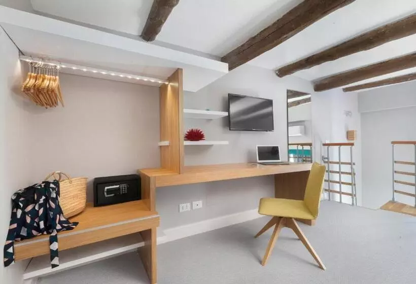 ペンション La Piazzetta Guest House