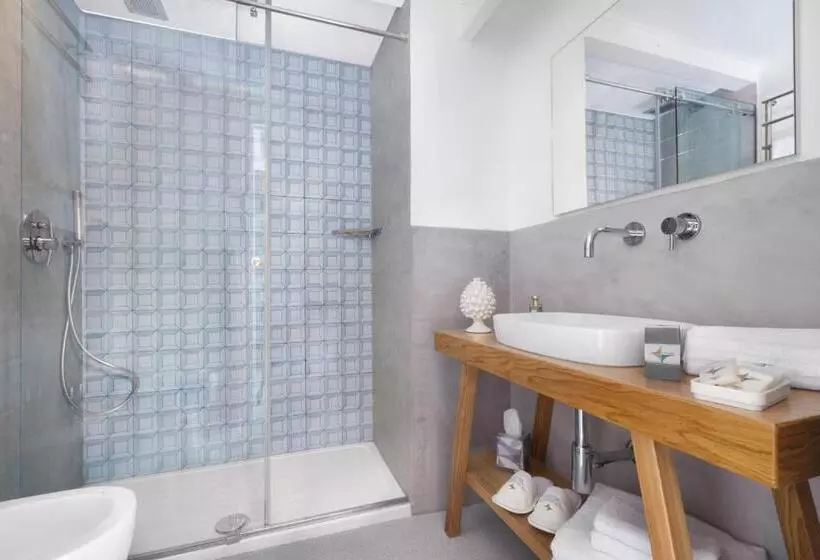 ペンション La Piazzetta Guest House