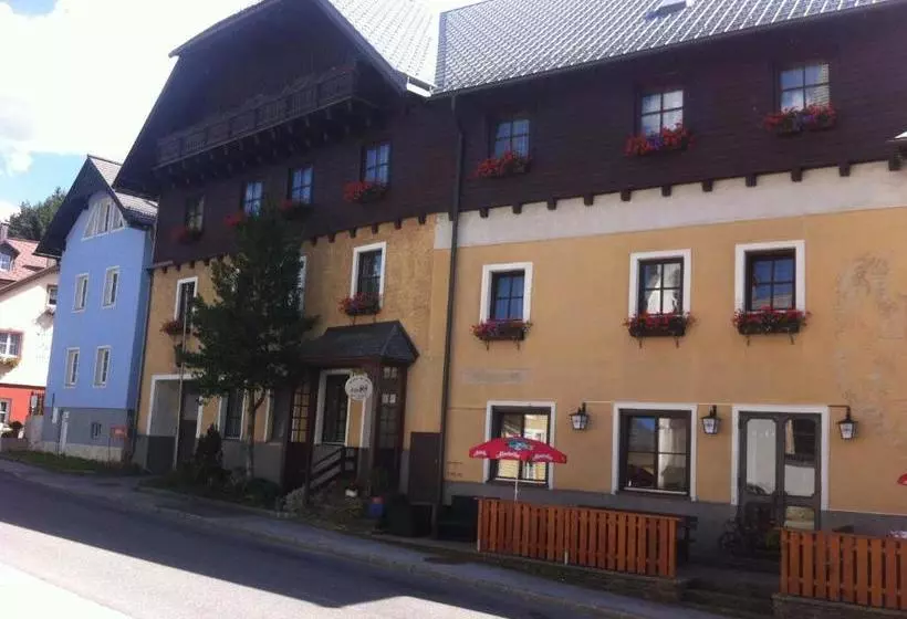 ペンション Gasthof Zur Post