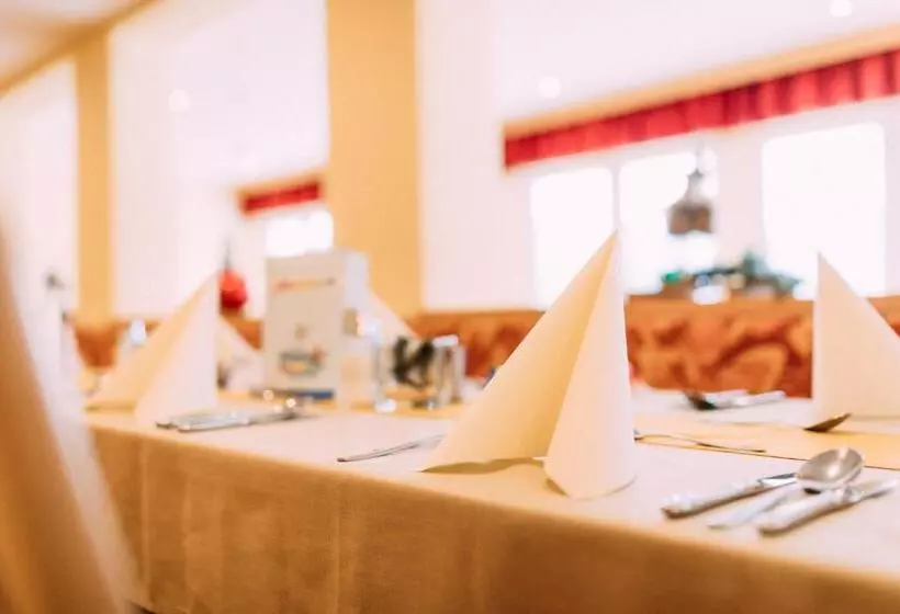 Pitzis Kinderhotel Family Only