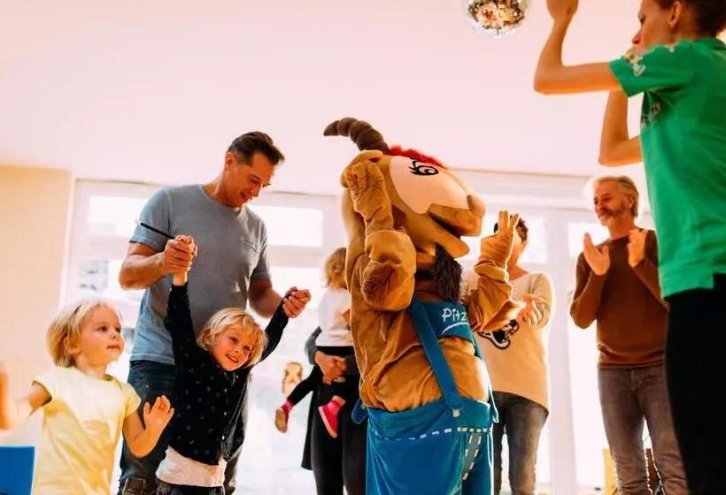 Pitzis Kinderhotel Family Only