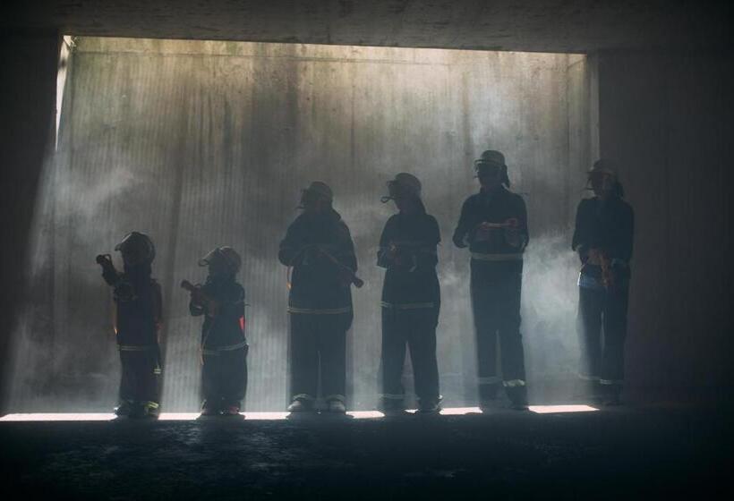 Pitzis Kinderhotel   Family Only