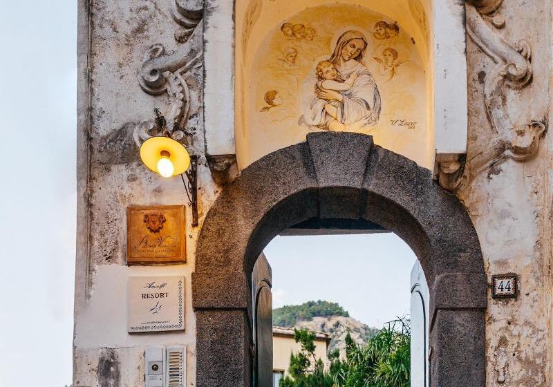 Amalfi Resort