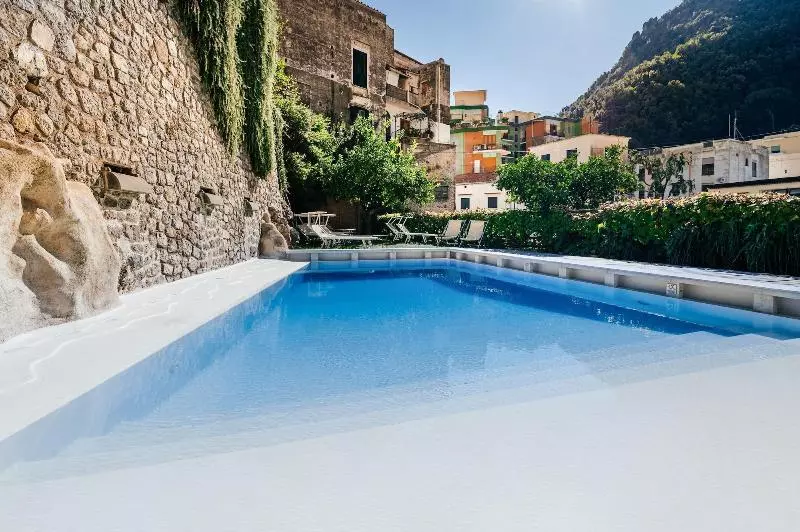 Amalfi Resort