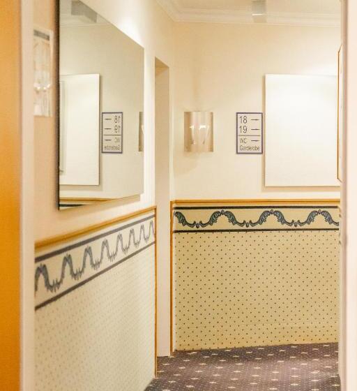 Ambient Hotel Zum Schwan