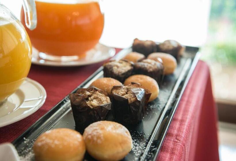 호텔 Albergo Grappolo D'oro