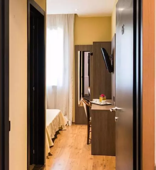 ホテル Albergo Grappolo D'oro