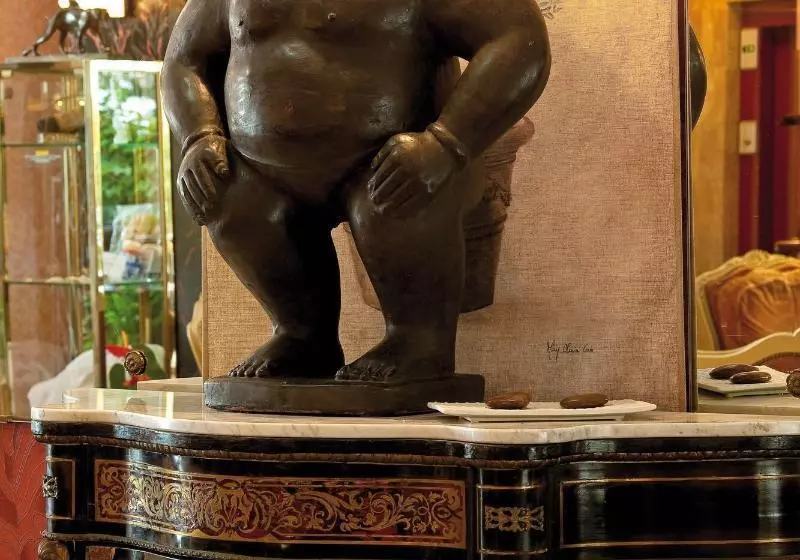 هتل Arc Hôtel Sur Mer