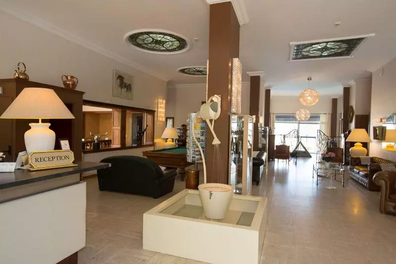 هتل Arc Hôtel Sur Mer