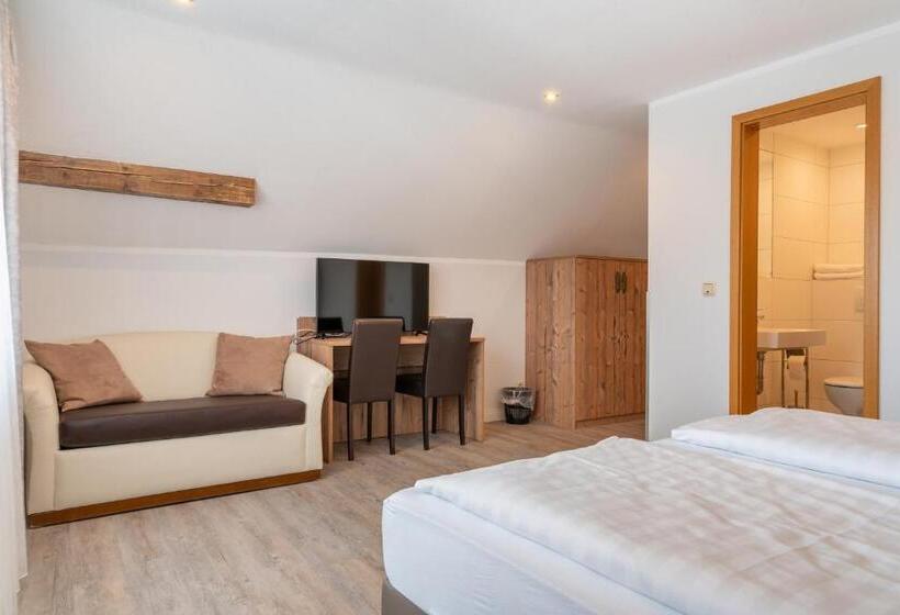 ホテル Bierenbacher Hof