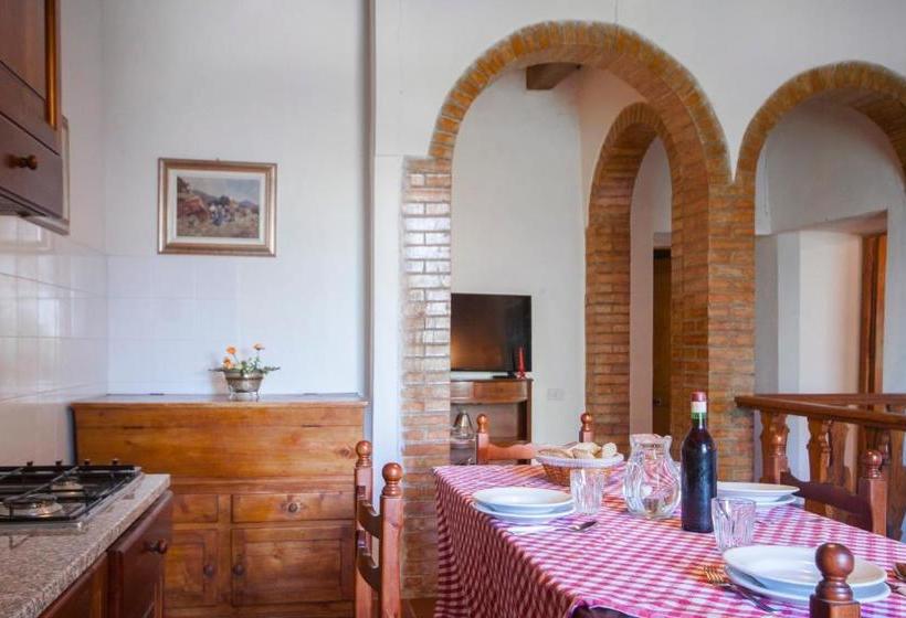 فندق Castello Di Fezzana