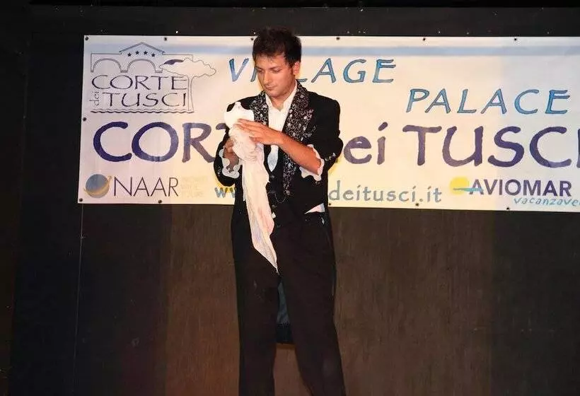 호텔 Corte Dei Tusci Village Palace