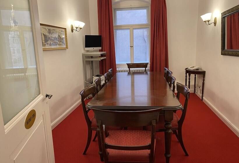 هتل Deutscher Kaiser