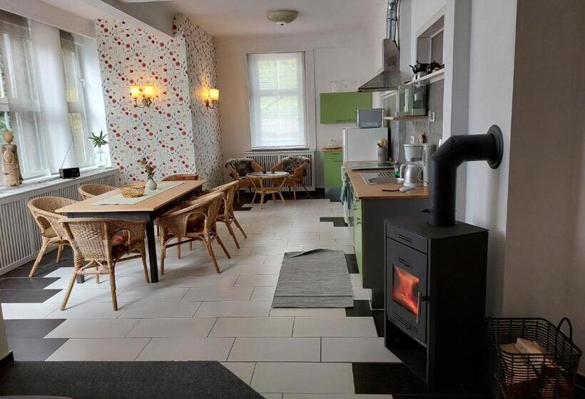 Отель Die Kapelle Bed & Breakfast