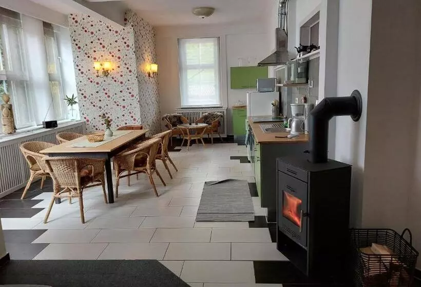 Отель Die Kapelle Bed & Breakfast