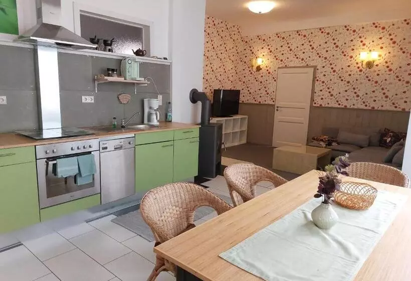 Отель Die Kapelle Bed & Breakfast