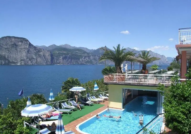 Hotel Eden