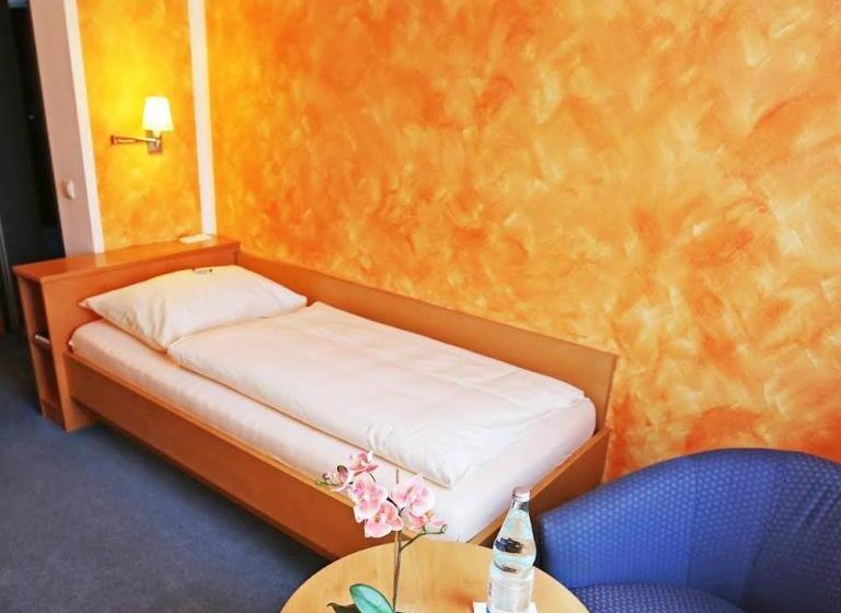 Hotel Graf Lehndorff Zur Messe