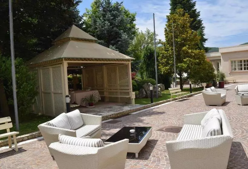 Отель Green Park