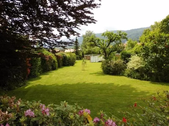 Hotelli Gästehaus Hubertushof