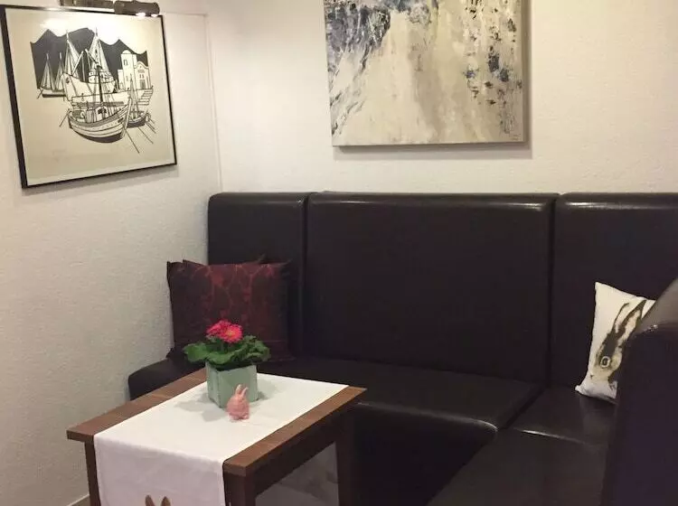 فندق Iris Am See Garni