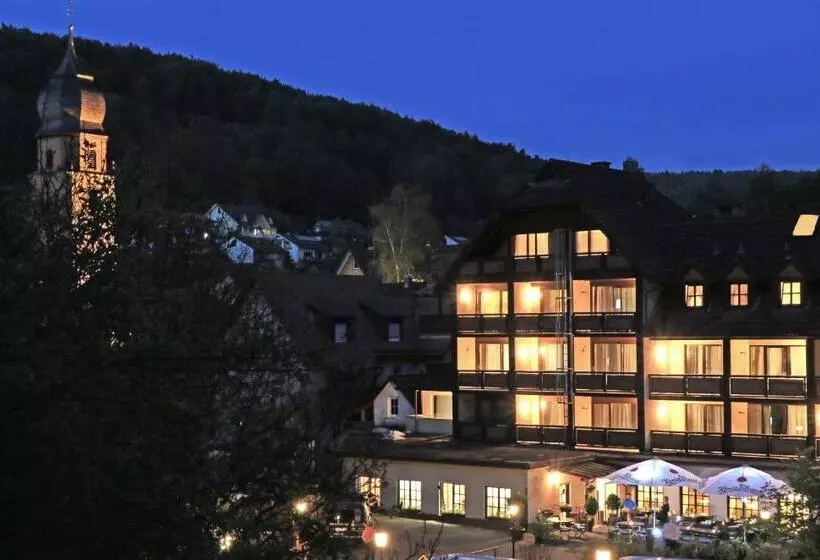 ホテル Landgasthof Zur Linde