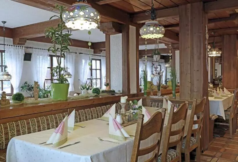 ホテル Landgasthof Zur Linde