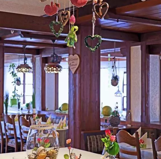 ホテル Landgasthof Zur Linde