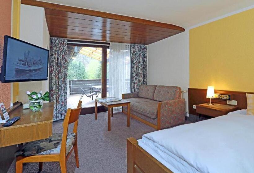 בית מלון כפרי Landgasthof Zur Linde