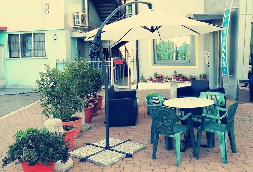 בית מלון כפרי Medea